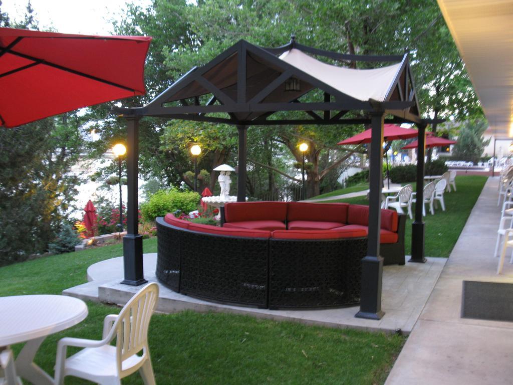 River Terrace Inn กรีนริเวอร์ ภายนอก รูปภาพ